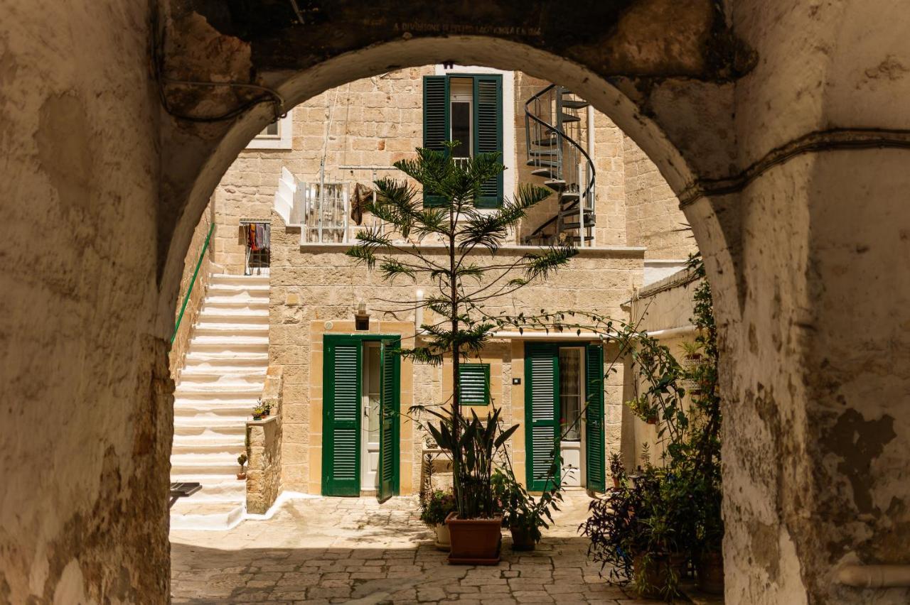 Old Court Luxury Suite&Spa By Monholiday Monopoli Zewnętrze zdjęcie